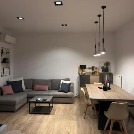 θea House Chalkís