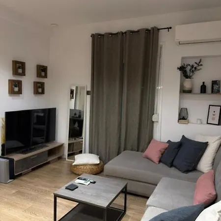 θea House Chalkís